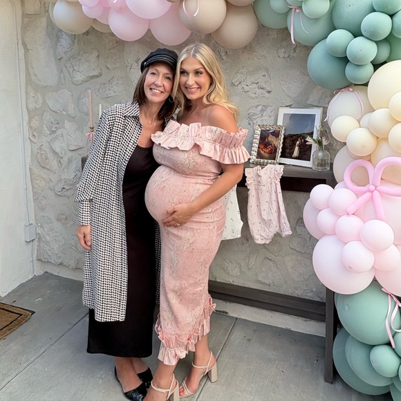 V. Chapman The Lilac Dress in Light Pink Tapestry Rose - Picture 4 of 6